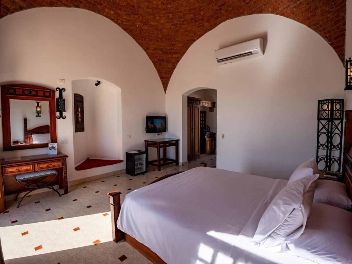 Marsa Shagra Village Abu Dabbab Bagian luar foto